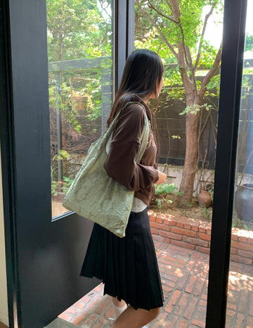 Nimer Flower Embossed Shoulder Bag